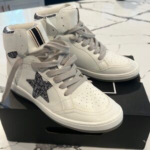 Women’s Shu Shop high tops. Size 8.5